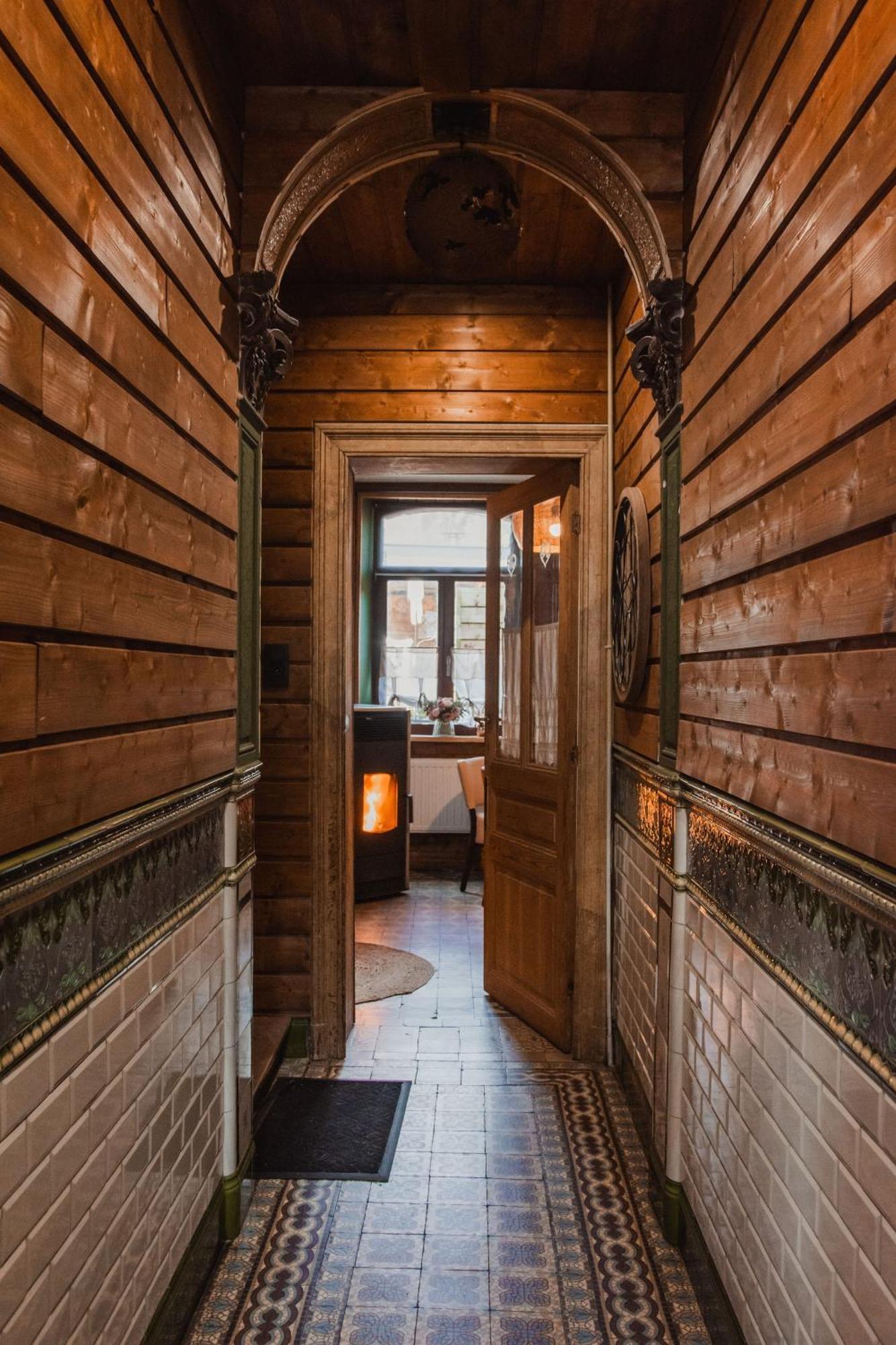 Maison D'Hote Les Notes Endormies Suite Le Refuge Walcourt Exteriér fotografie
